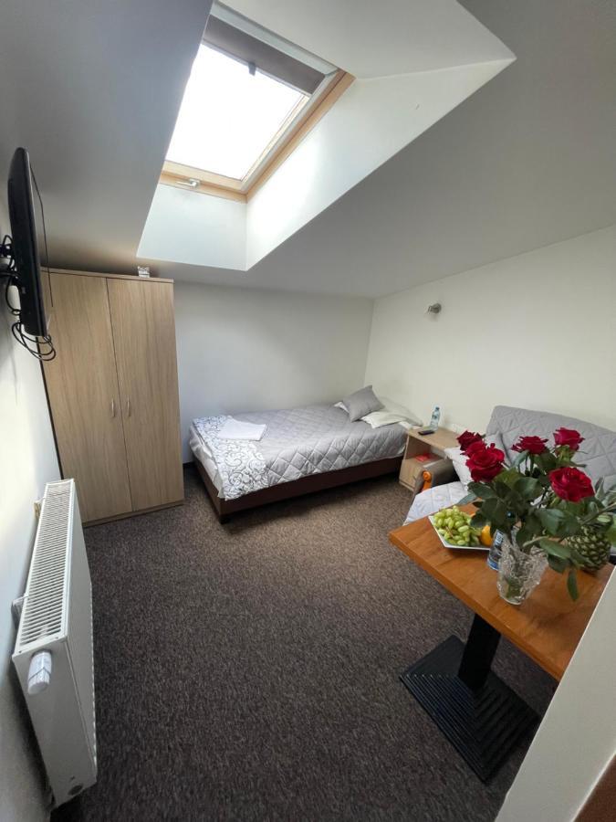 Hotelik Gold Raszyn Exteriér fotografie