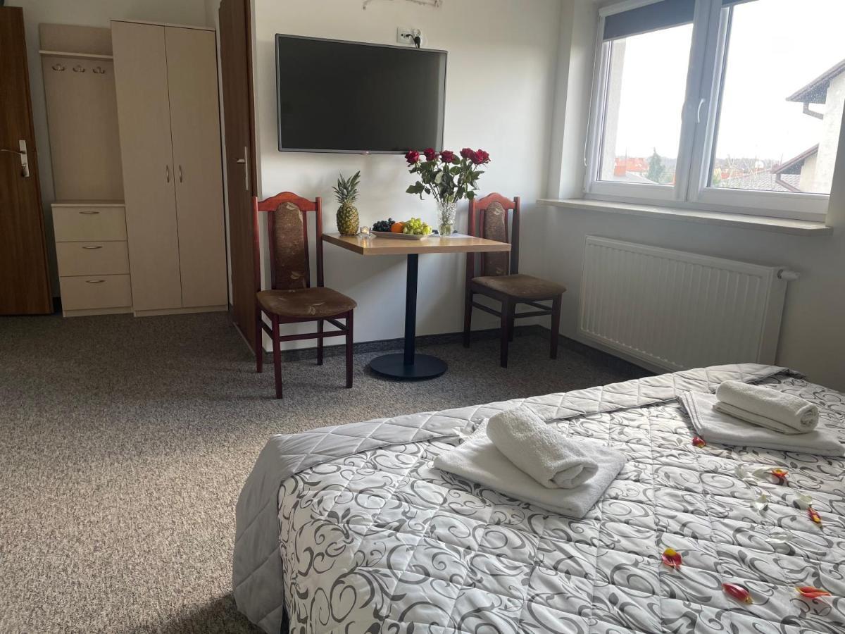 Hotelik Gold Raszyn Exteriér fotografie