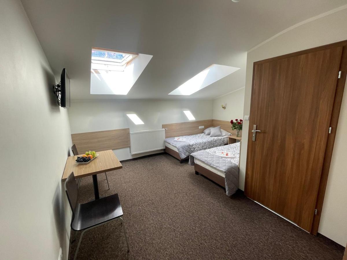 Hotelik Gold Raszyn Exteriér fotografie