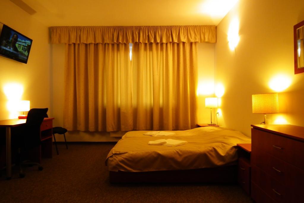Hotelik Gold Raszyn Exteriér fotografie